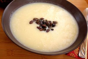 Supa-crema de conopida cu seminte de dovleac. Reteta supa-crema de conopida cu seminte de dovleac